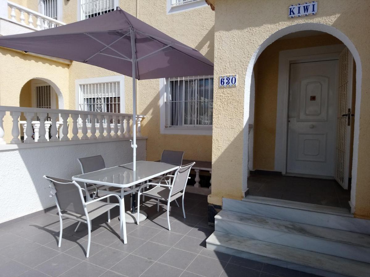 Casa De Kiwi Villa ซานตาโปลา ภายนอก รูปภาพ